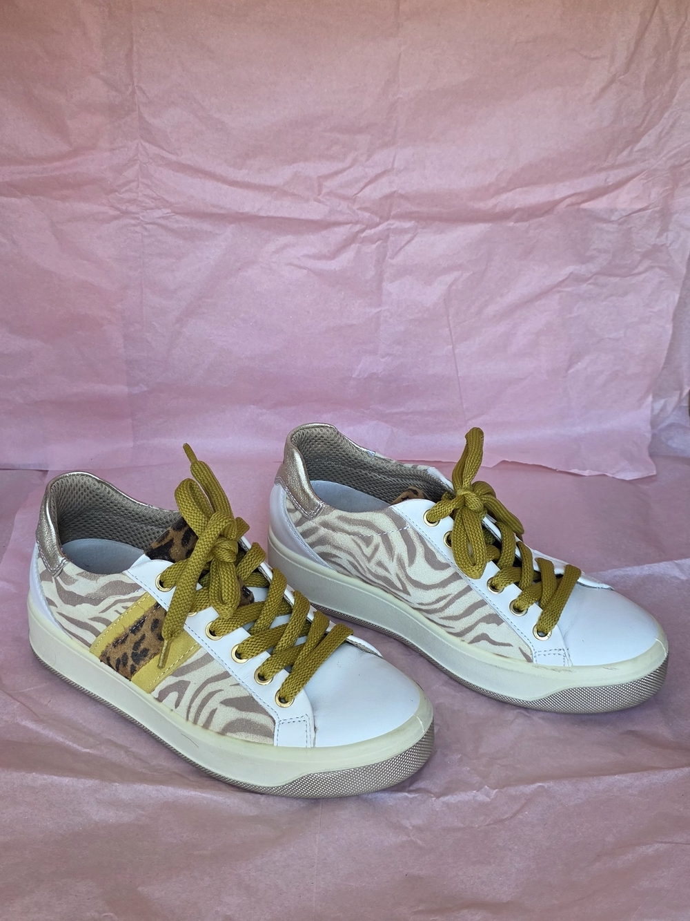 Igi&co Zebra-Print Sneakers with Mustard Laces